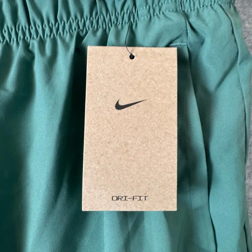 Nike Men's XL Challenger Flash Dri-FIT 5